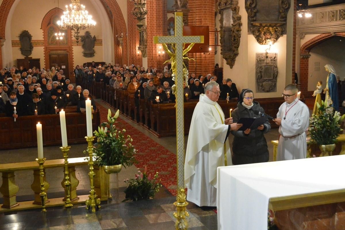 Święto osób konsekrowanych