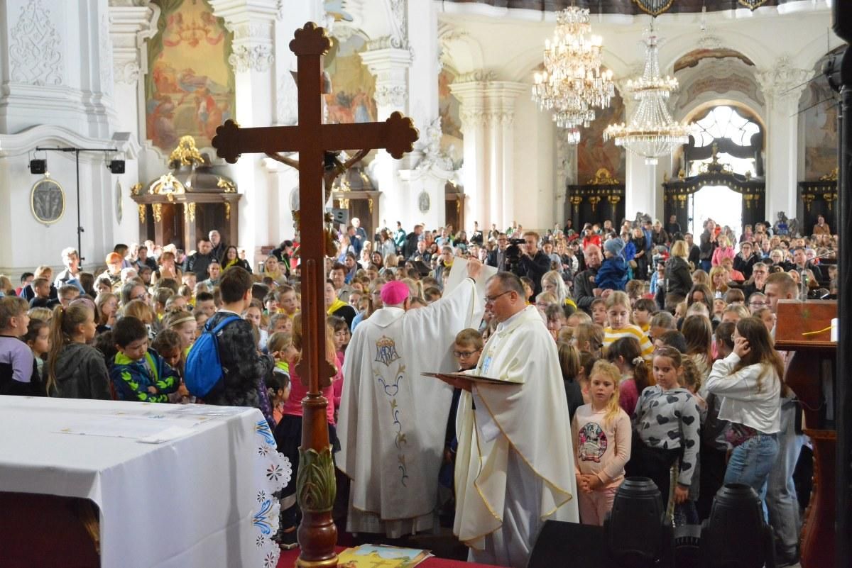 Niesamowita pielgrzymka dzieci do Krzeszowa!