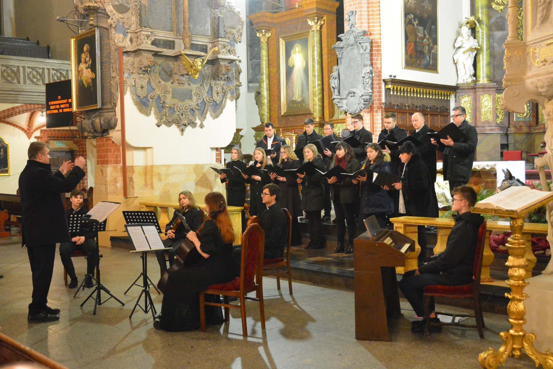 "Usłysz mój głos" - koncert pasyjny w legnickiej katedrze.