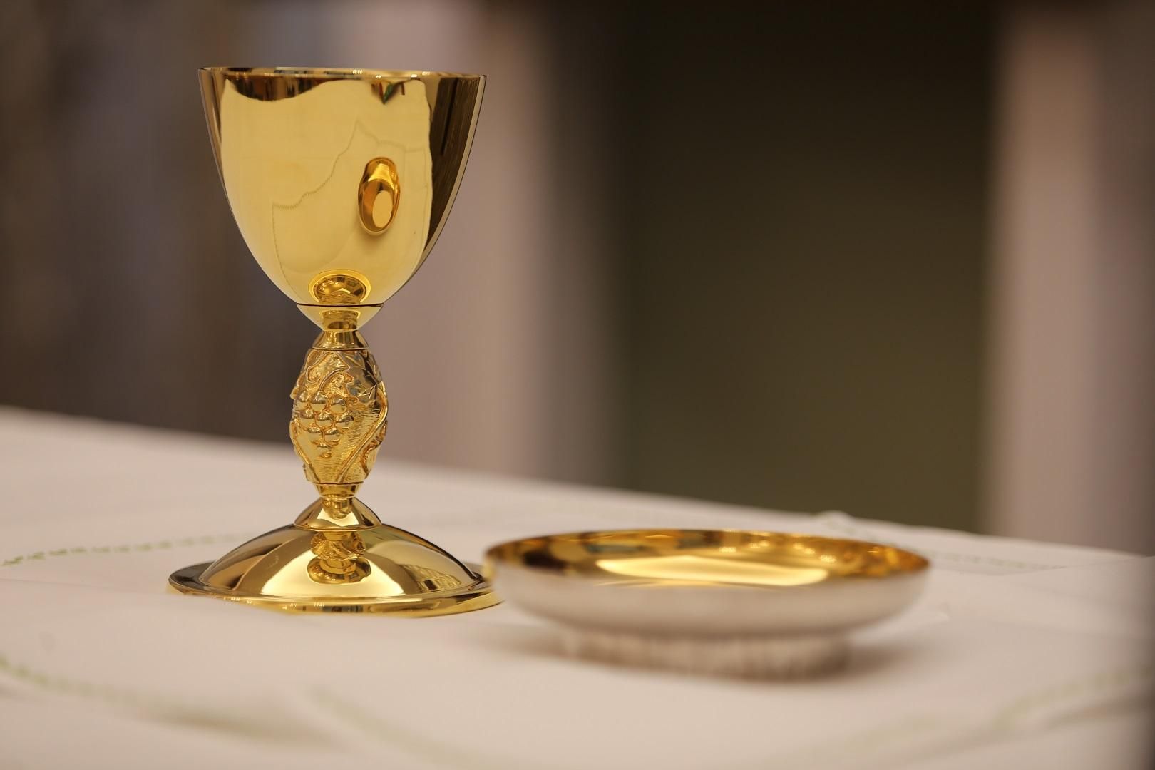 Biskupi do kapłanów: Pascha to okazja, by przyjrzeć się drodze naszego powołania