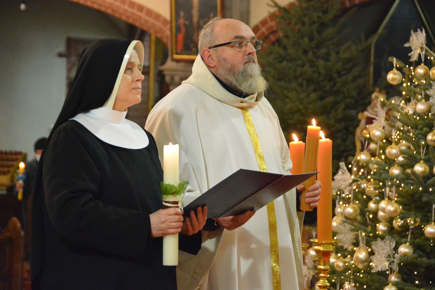 Konsekrowani świadkami wiary w Kościele i w świecie