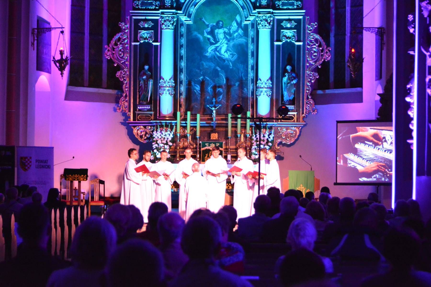 Chorał gregoriański i muzyka organowa zabrzmiały w Chojnowie