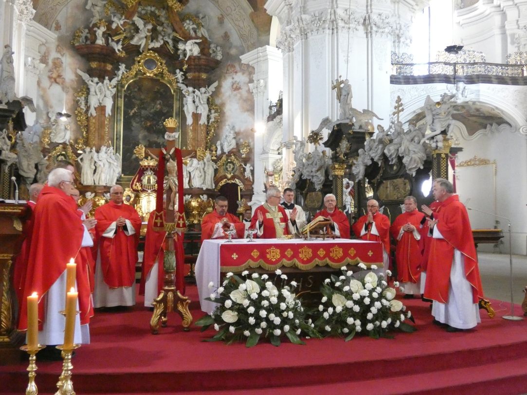 Msza na 25 lecie koronacji krzeszowskiej Ikony