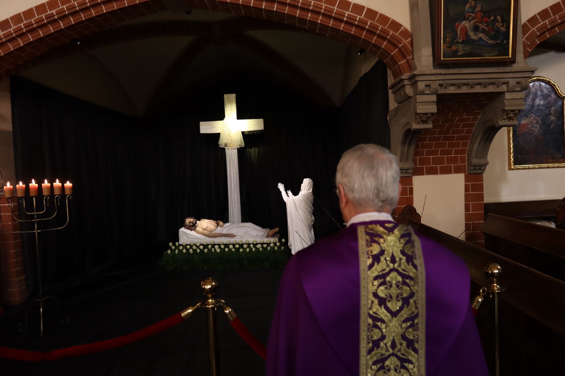 Liturgia Godzin w Wielką Sobotę [AUDIO]