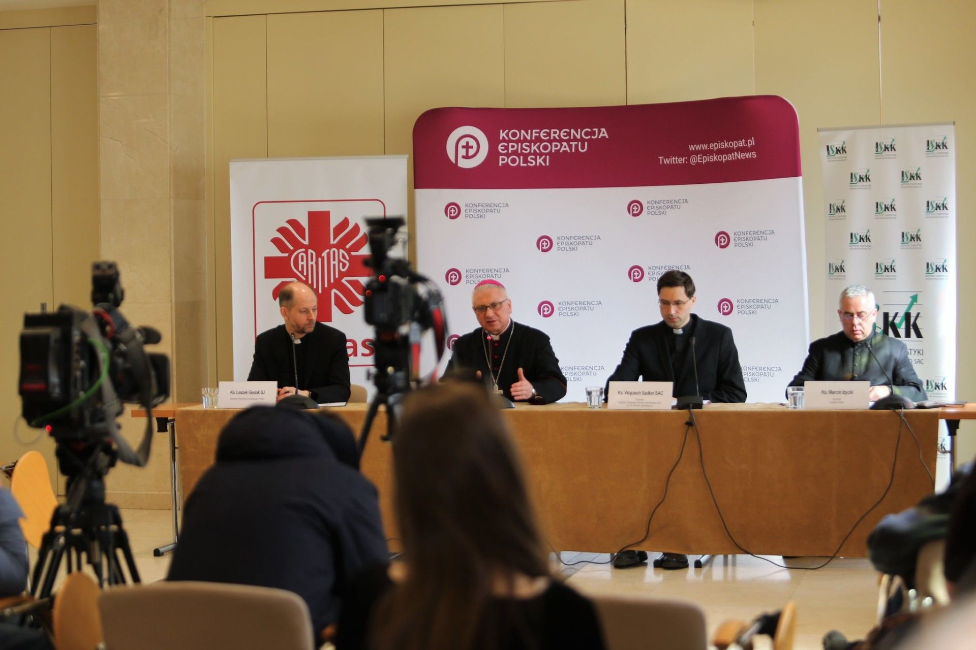 Kościół dla uchodźców. Dane statystyczne.