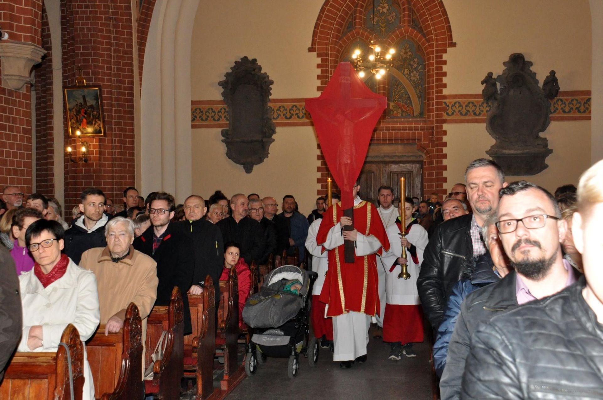 Dodatkowe wezwanie „za Ukrainę” w Wielki Piątek 2022