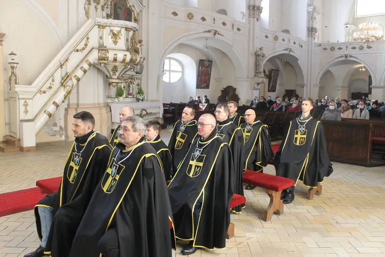 Nowogrodziec. Chorągiew Rycerzy św. Jana Pawła II