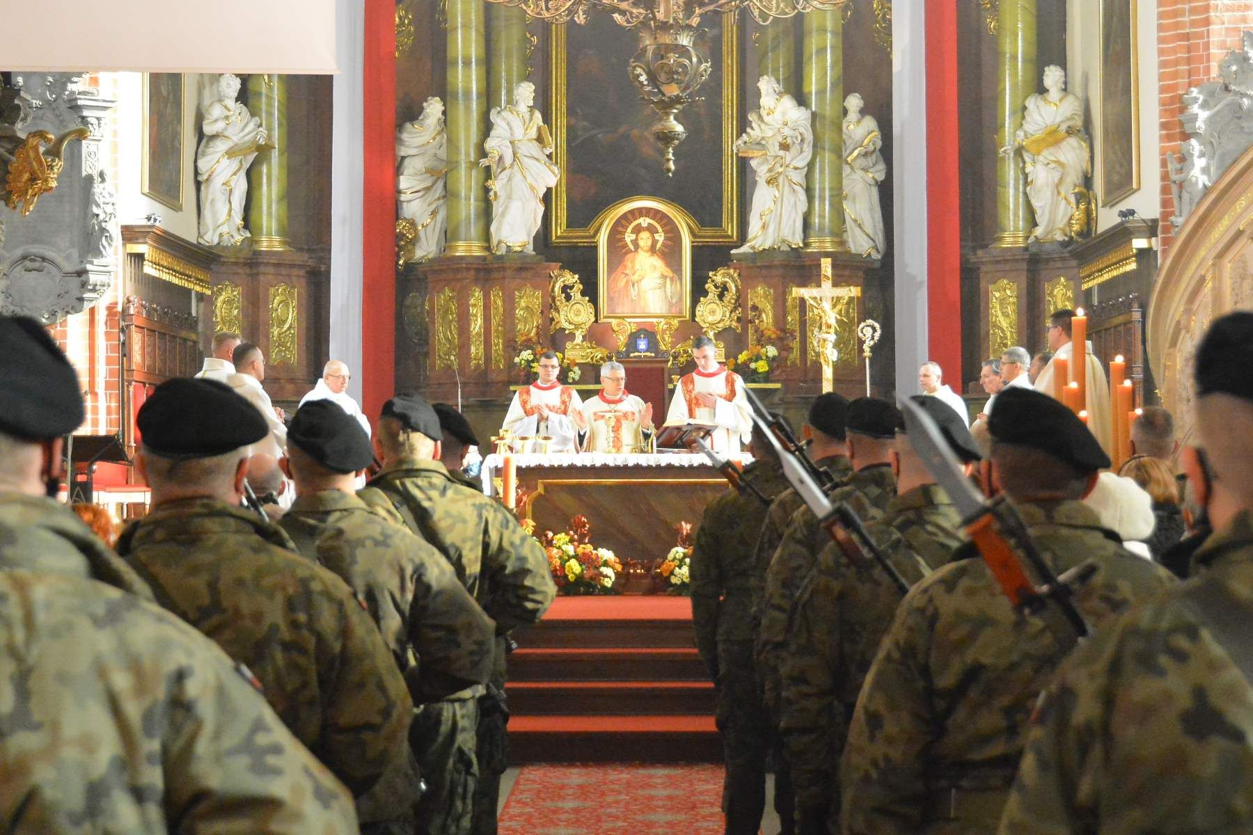 Modlitwa za Ojczyznę w legnickiej katedrze