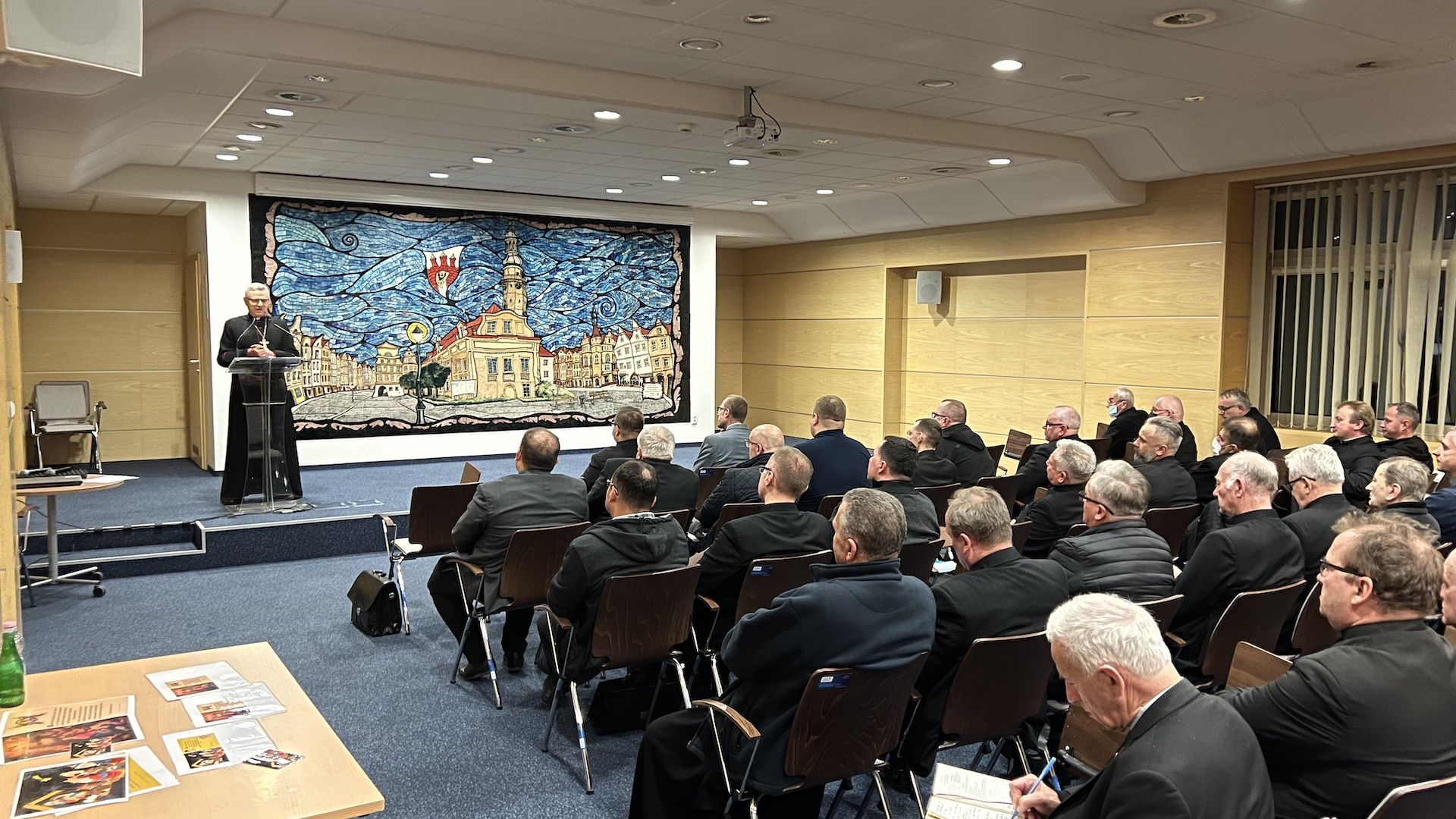 O synodalności na spotkaniach rejonowych