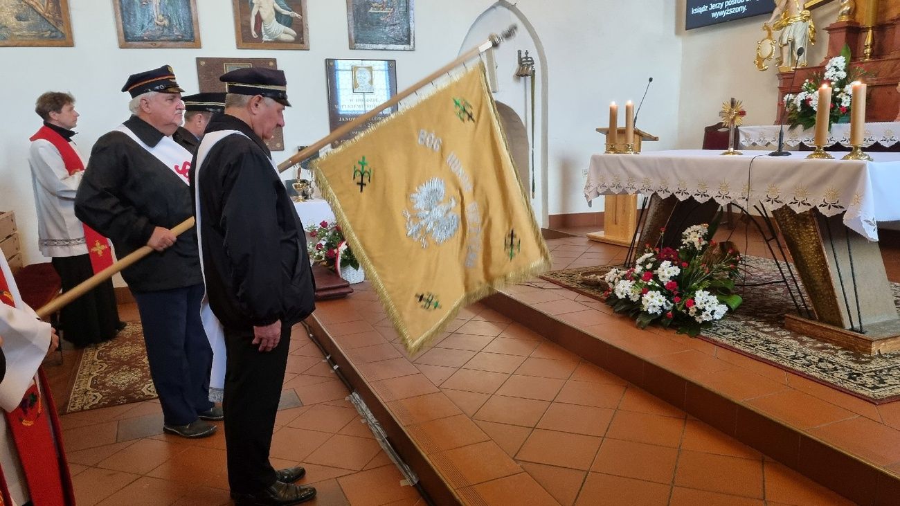 Parszowice. Mocarze - Wyszyński i Popiełuszko