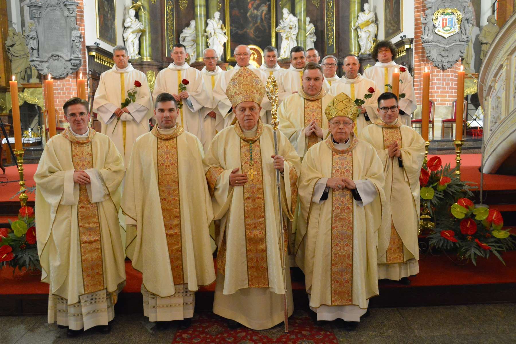 Święcenia prezbiteratu w legnickiej katedrze [FILM]