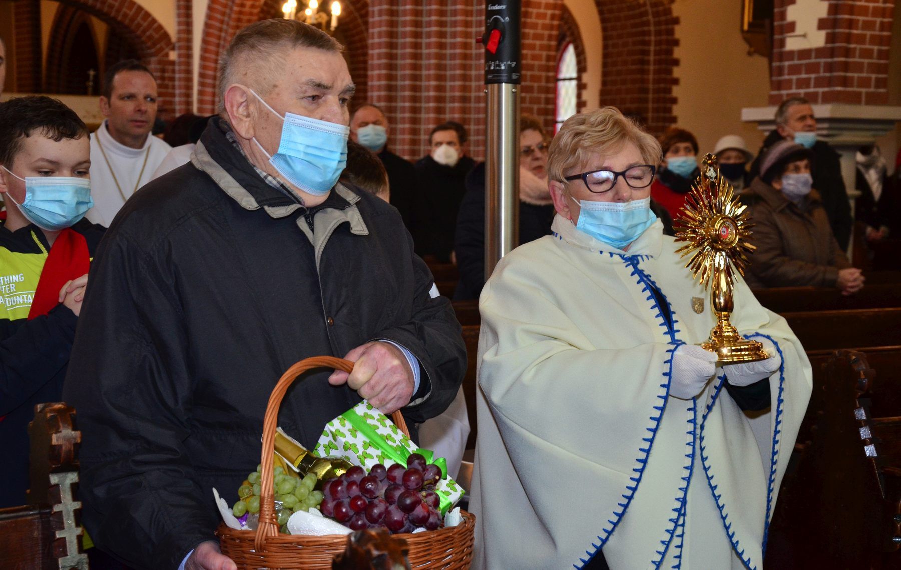 Relikwie bł. ks. Michała Sopoćki trafiły do Olszyny