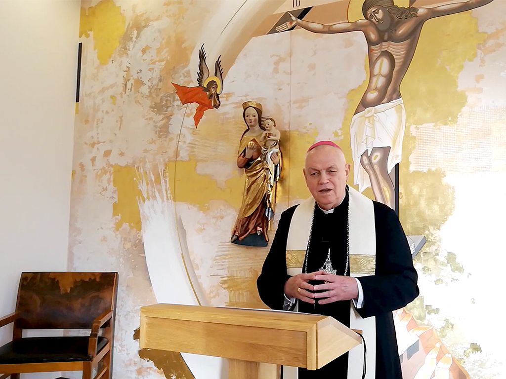 "By narodzić się na nowo... - po co nam Boże Narodzenie" - katecheza Biskupa Legnickiego [FILM]