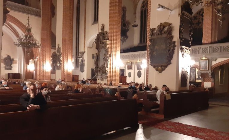"Godzina Święta" w legnickiej katedrze