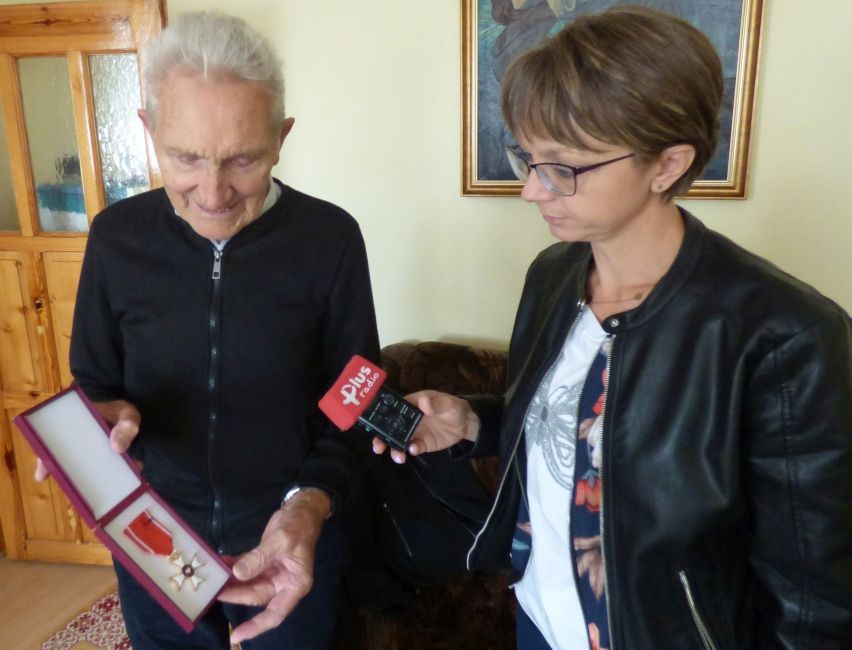 Ks. Józef Gołębiowski odznaczony Krzyżem Kawalerskim Orderu Odrodzenia Polski