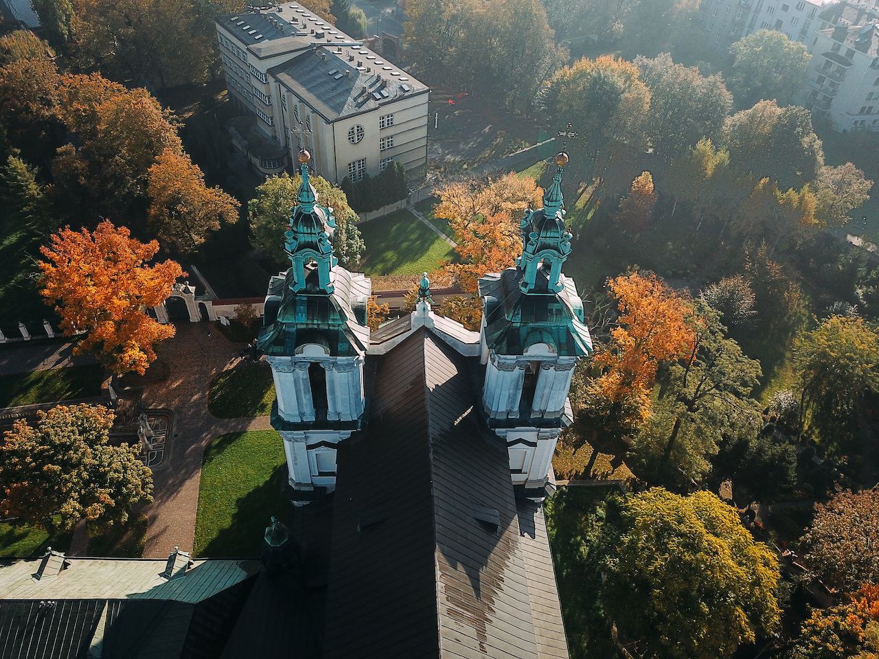 Wyjaśnienie dotyczące dyspensy Biskupa Legnickiego od uczestnictwa w niedzielnej Mszy świętej