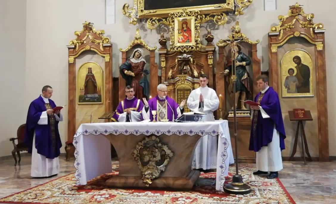 Modlitwa on-line za maturzystów