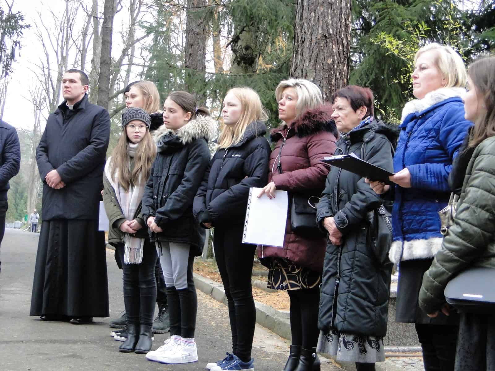 Pamięci zmarłych jeleniogórskich pedagogów