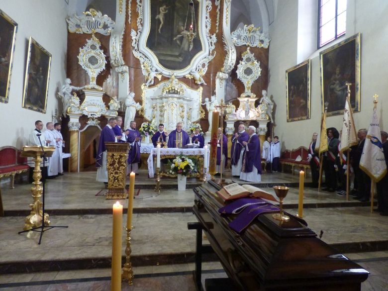 Pożegnanie śp. ks. prał. Mariana Sobczyka