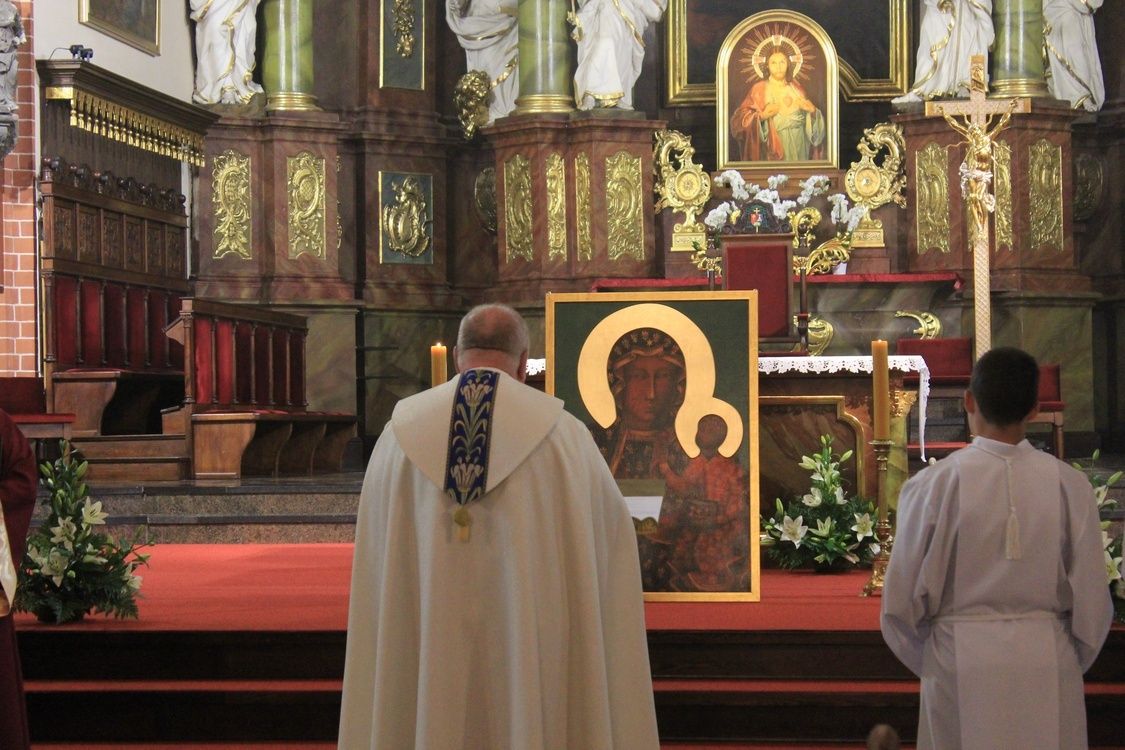 Legnica. Triduum ku czci Świętych Apostołów [FILM]