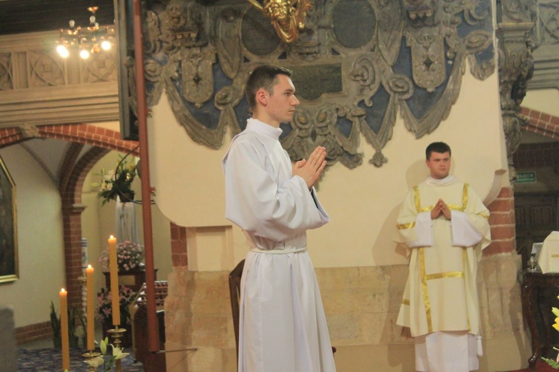 Nowy akolita w legnickim seminarium