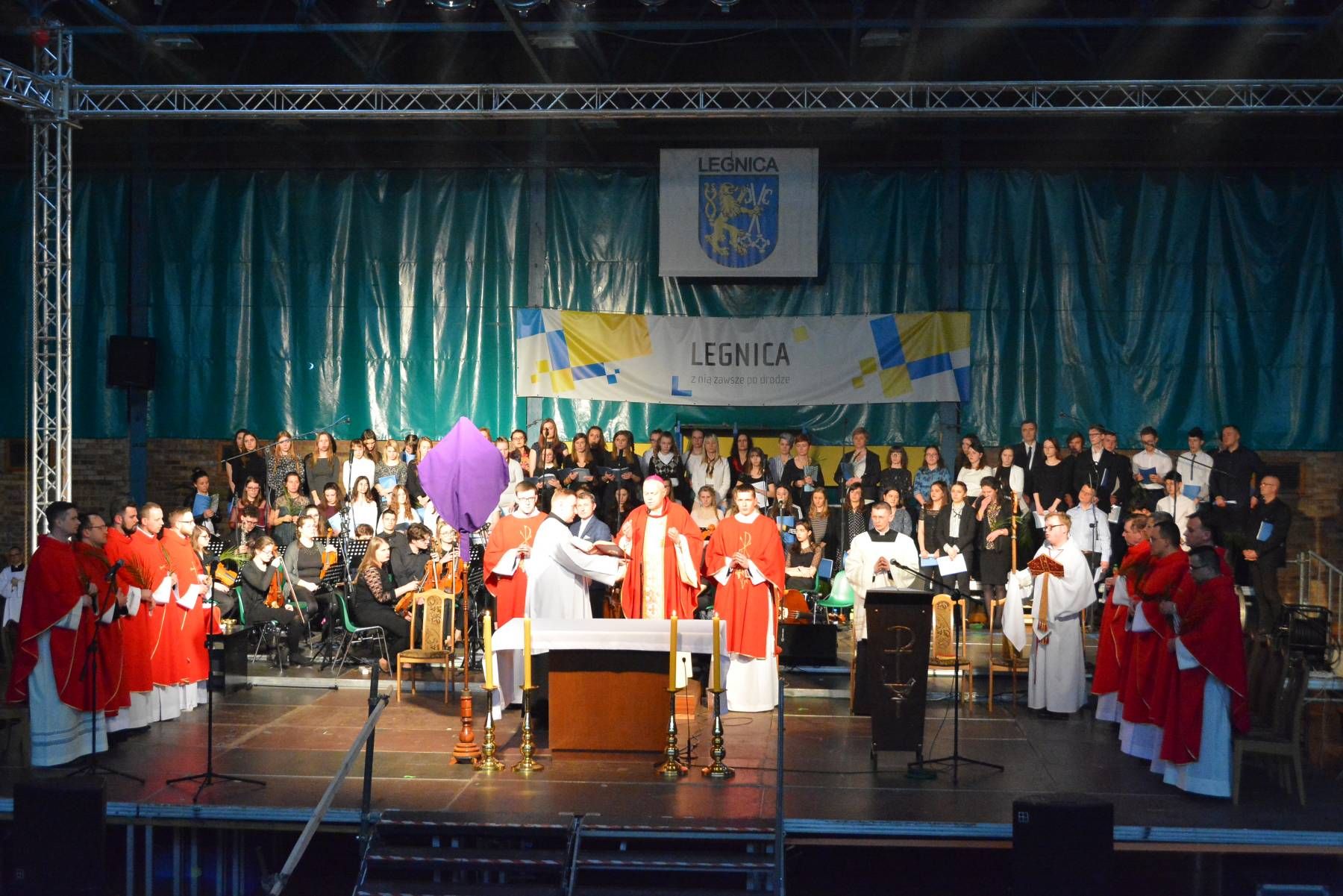 Niedziela Młodych w Legnicy [FILM]