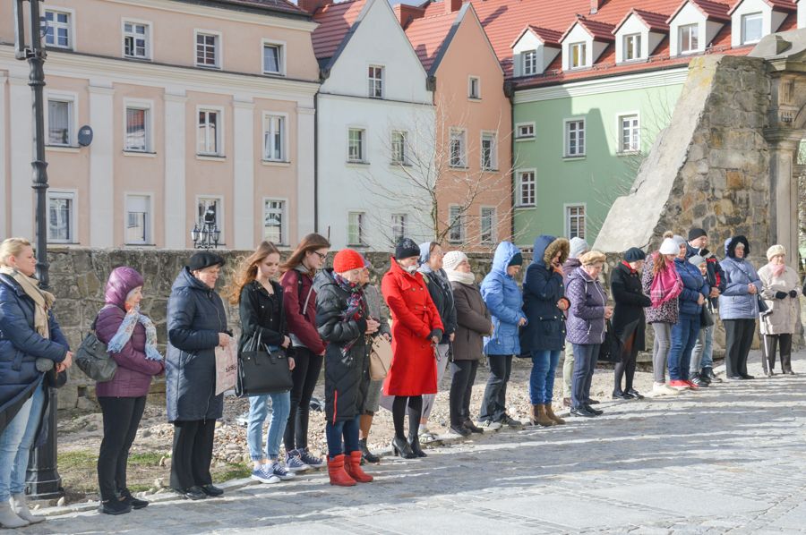 Młodzi zwołują się na modlitwę za życie