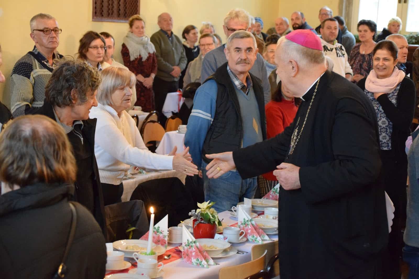 Wigilijny obiad dla potrzebujących w Jeleniej Górze