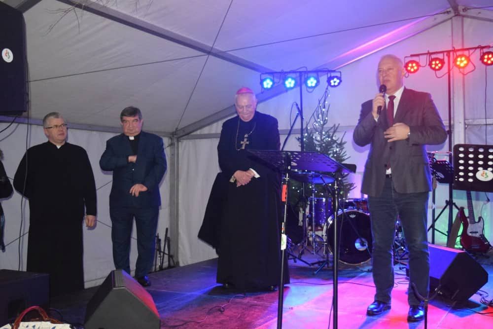Biskup Legnicki na II Wigilii Legniczan