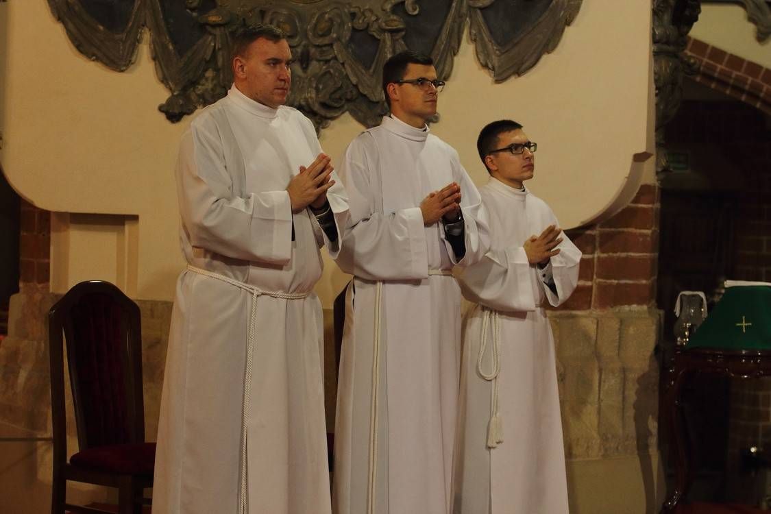 Kandydatura do diakonatu i prezbiteratu