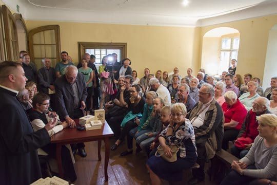 Premiera książki "Krzeszów - Dom Łaski Maryi"