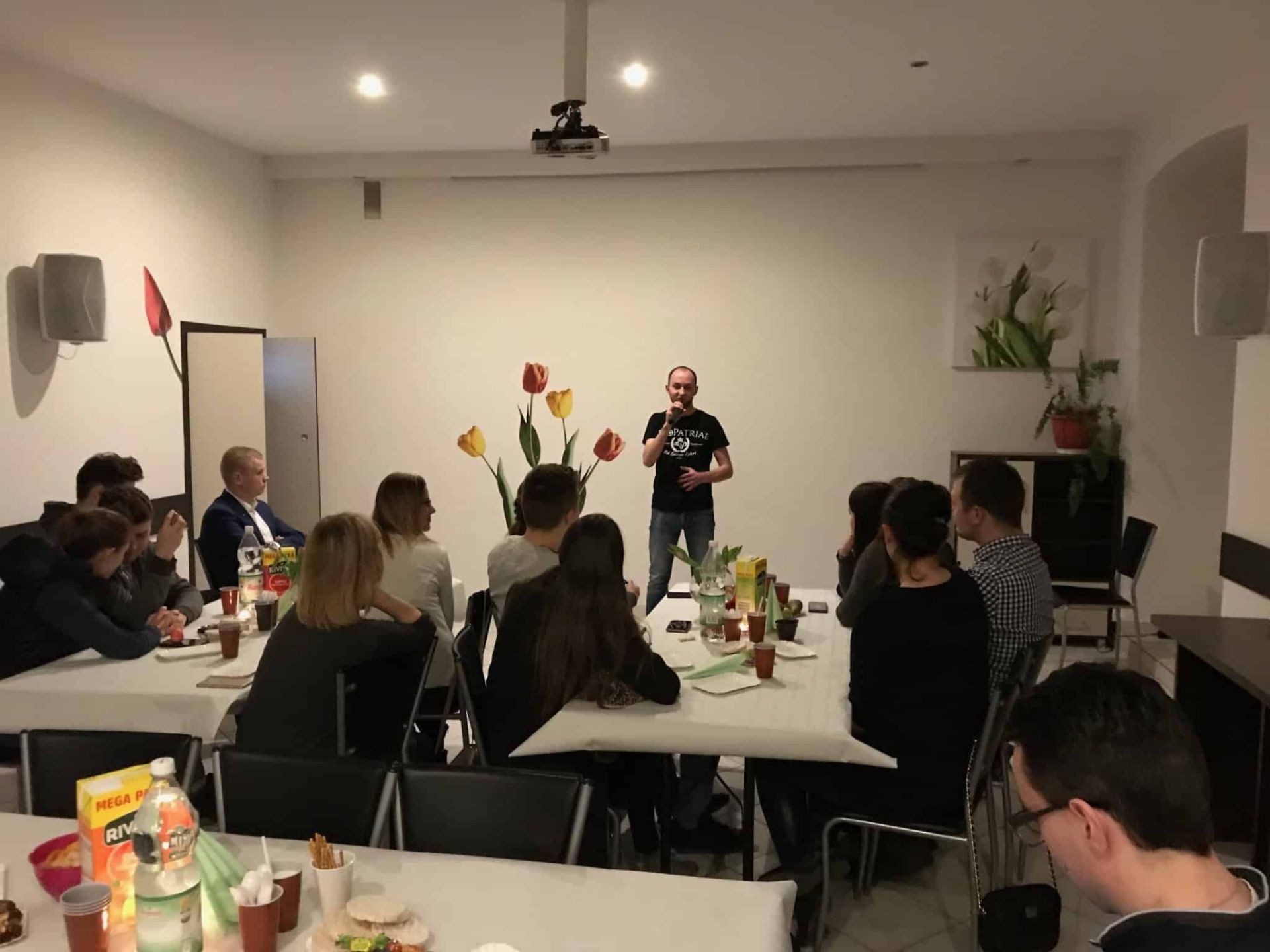 "Kocham Polskę" - spotkanie IKONY z jeleniogórskim raperem