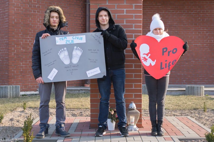 Lubin modli się w intencji życia