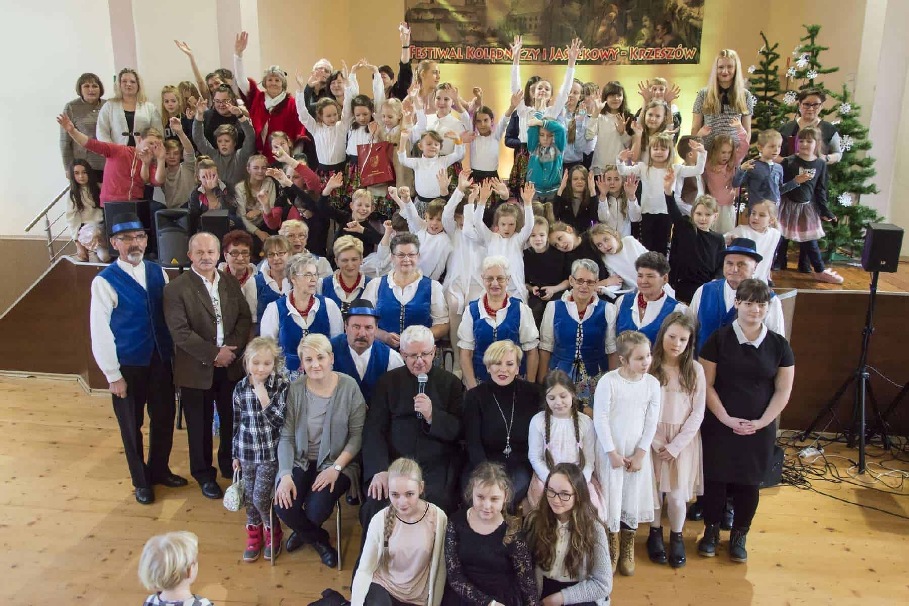 Jasełka, kolędy i pastorałki w Krzeszowie