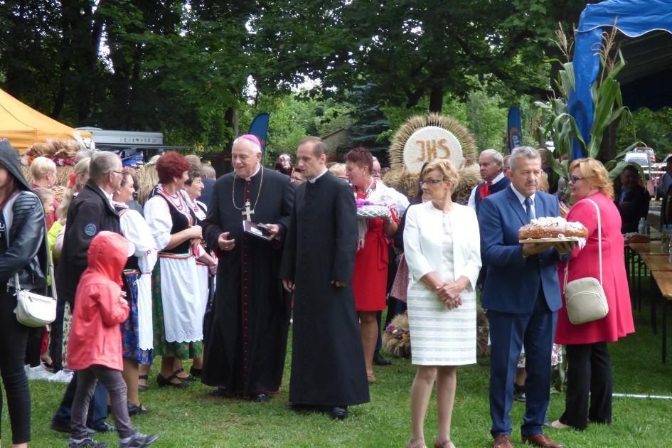 Dożynki gminno-diecezjalne w Sichowie