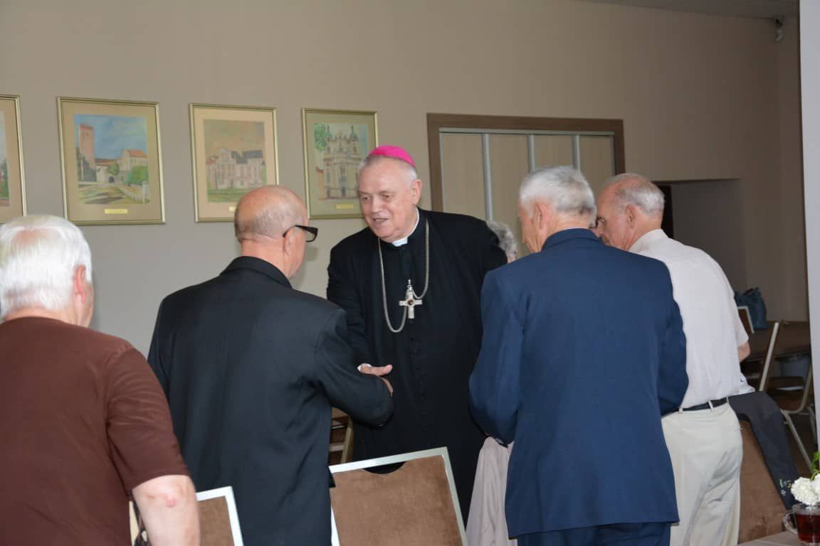 Biskup Legnicki spotkał się z Sybirakami