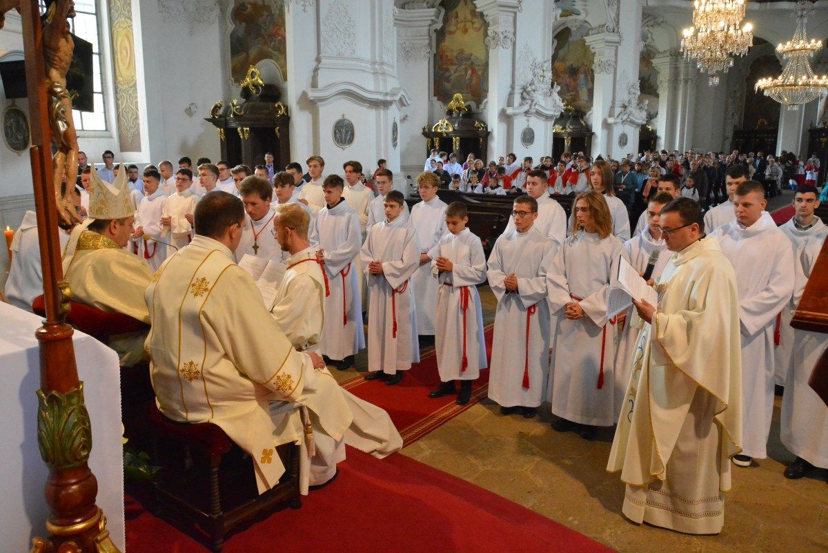 Moc wspólnoty. Pielgrzymka Służby Liturgicznej do Krzeszowa