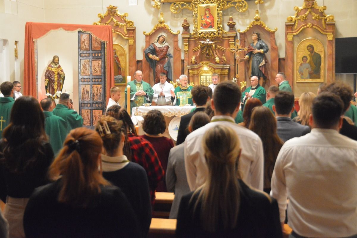 W Legnicy obraduje Krajowa Rada KSM.