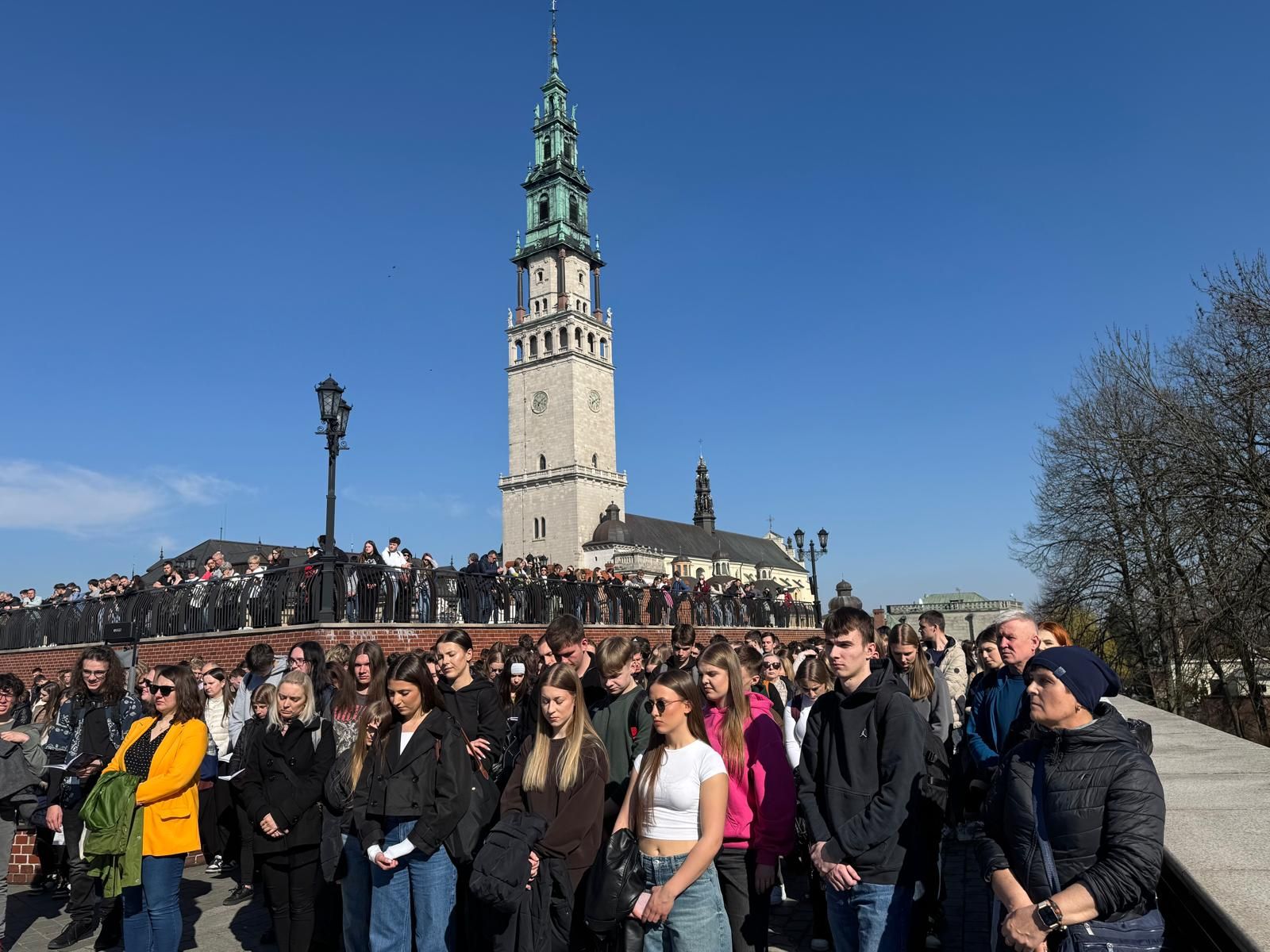 Maturzyści na Jasnej Górze.