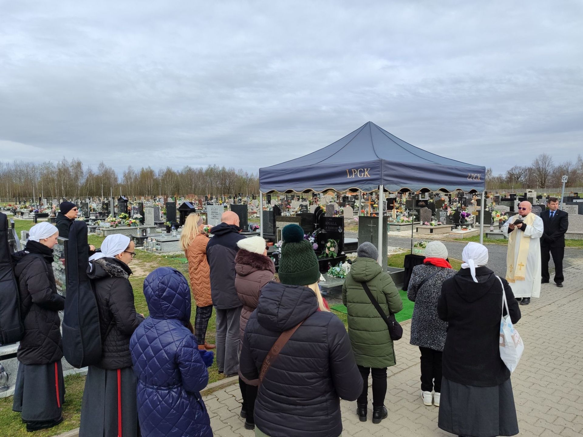 Pochówek nienarodzonych