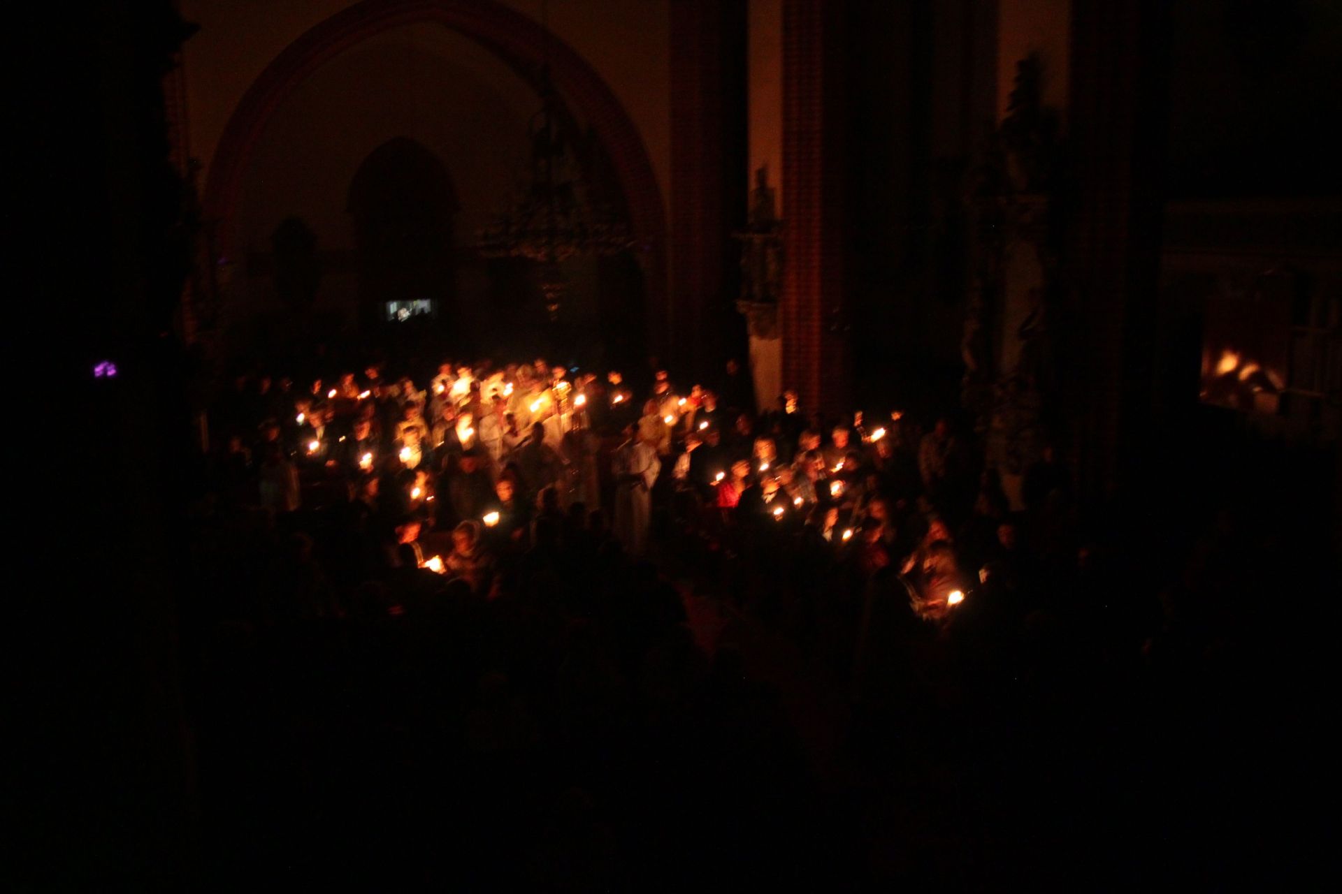 Wigilia Paschalna w legnickiej katedrze