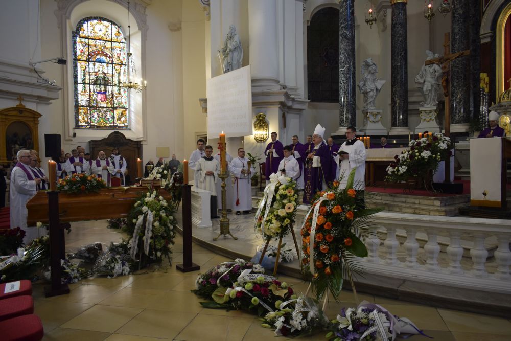 Pogrzeb śp. Ojca Józefa Szańcy – franciszkanina.